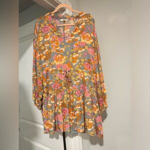 Entro Large Floral Spring dress. Pink/Yellow/Orange above knee.Lined. No stains.